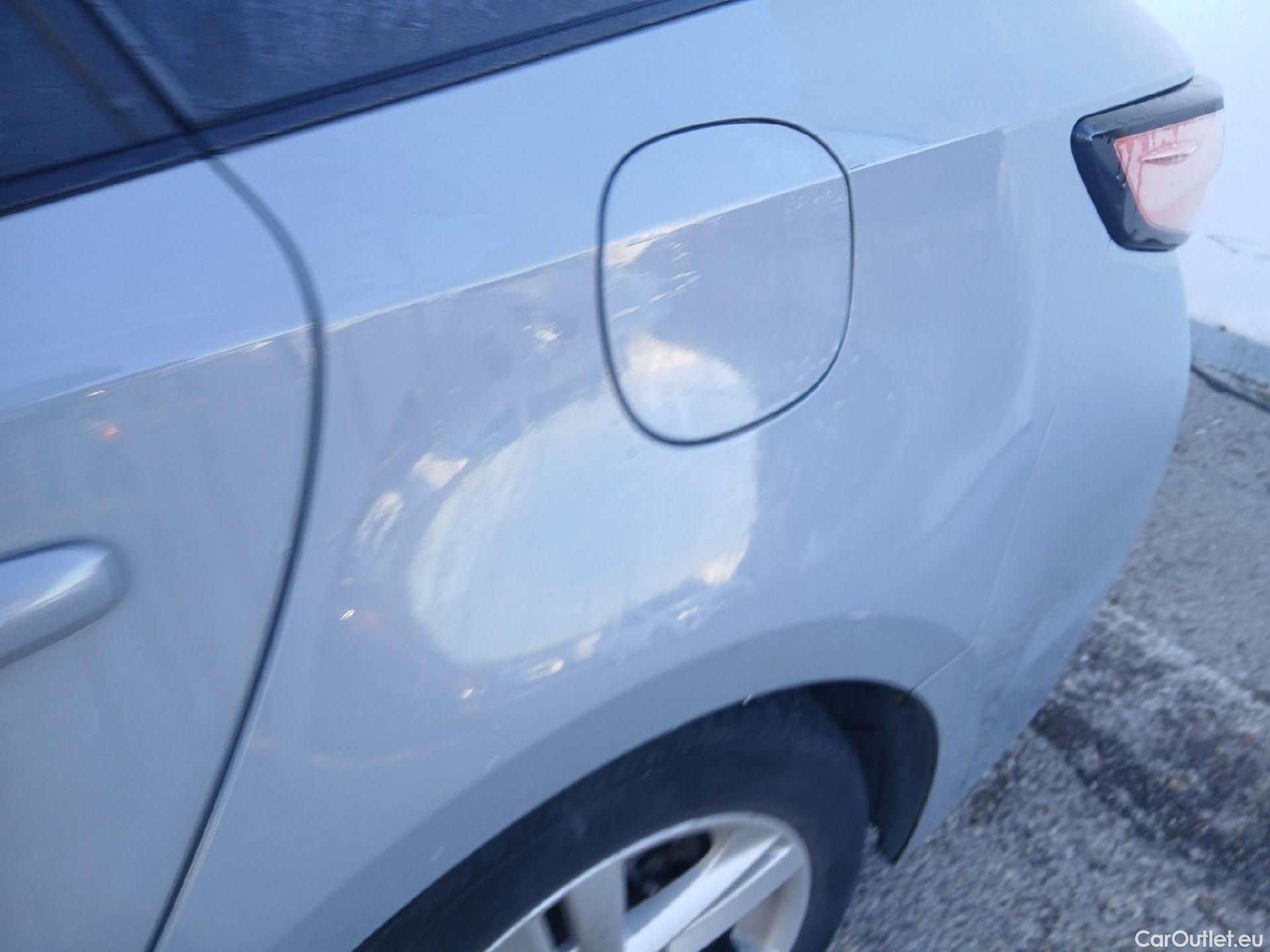  Toyota  Corolla TOYOTA  / 2019 / 5P / familiar 1.8 125H ACTIVE TECH E-CVT TOU SPORT #9