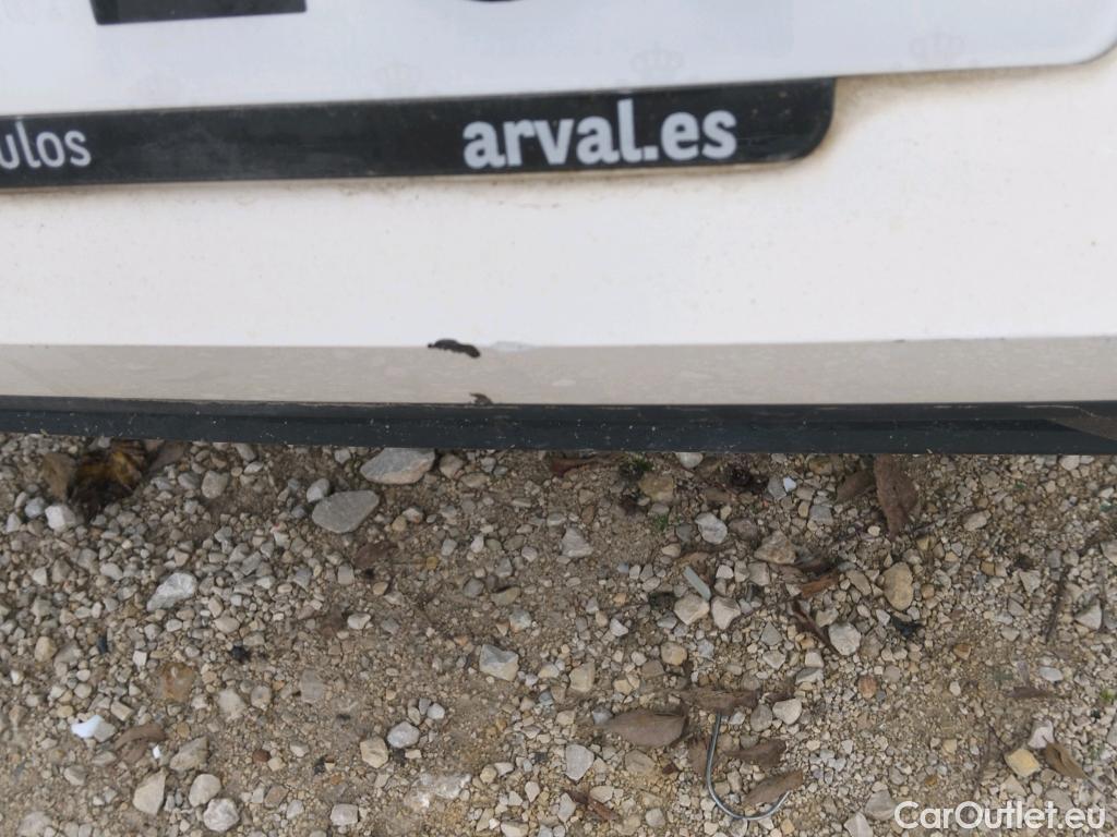  Land Rover  Discovery SEAT Nuevo León / 2020 / 5P / berlina con portón 2.0 TDI 85kW S&S Style Go(SP) #5