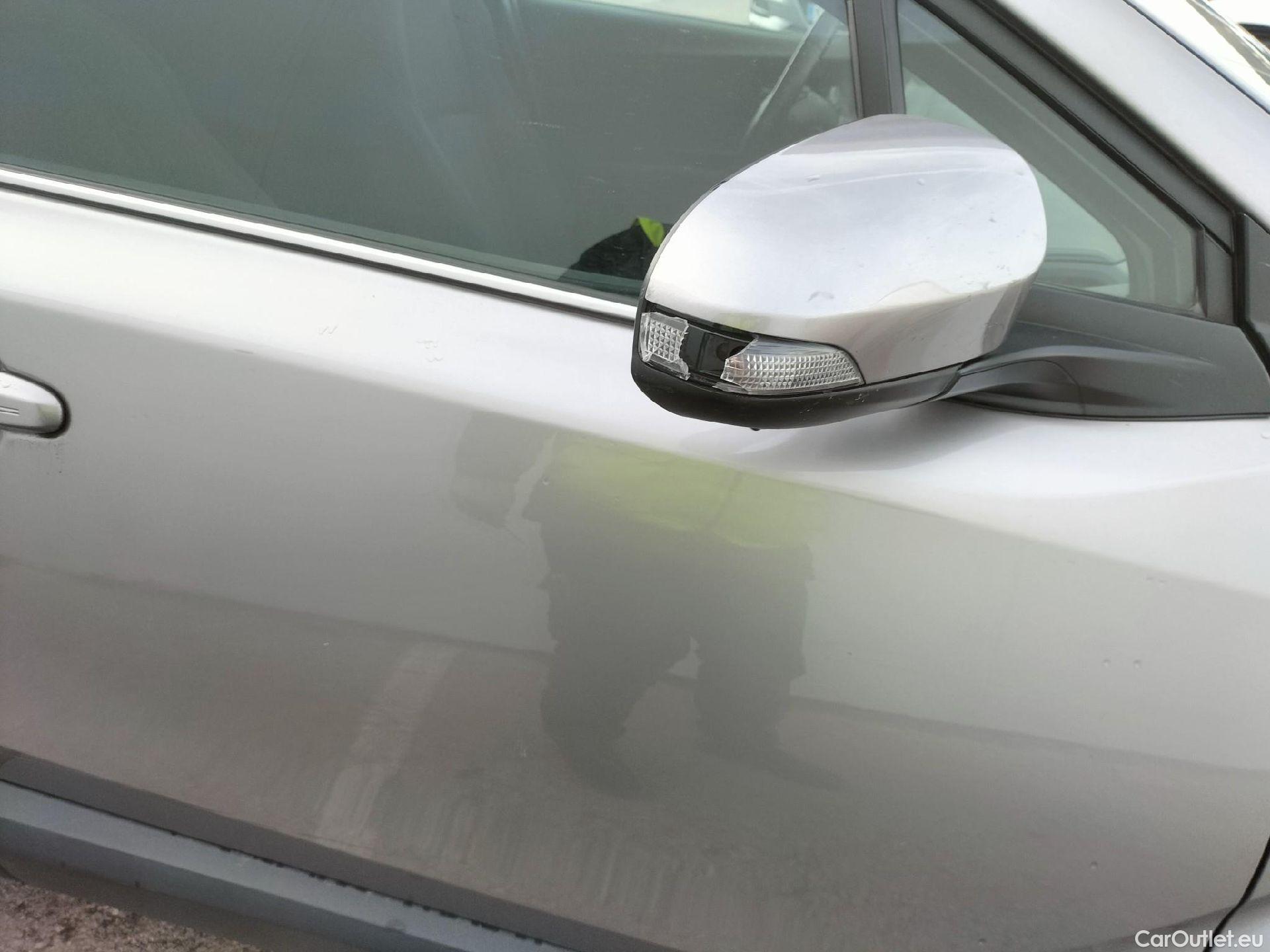  Toyota  C-HR TOYOTA  / 2016 / 5P / todoterreno 1.8 125H Advance (CX) #62