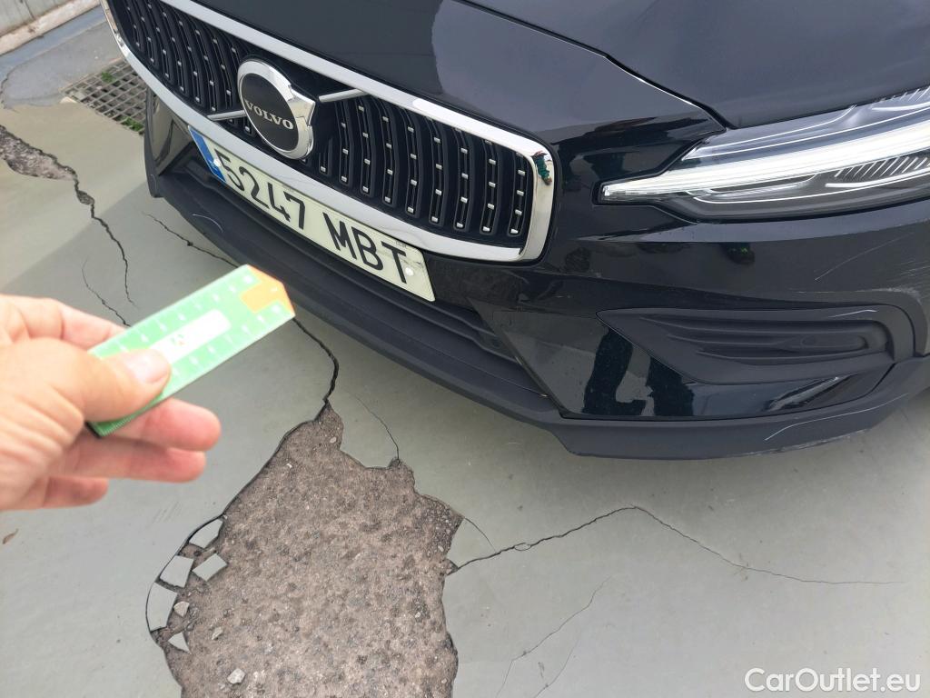  Volvo  V60 VOLVO  Cross Country / 2018 / 5P /  2.0 B4 (D) AWD C.C Core Auto #23