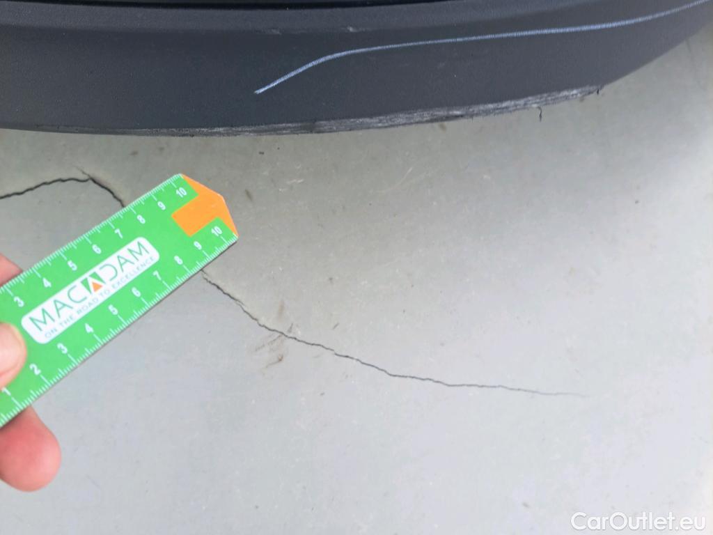  Volvo  V60 VOLVO  Cross Country / 2018 / 5P /  2.0 B4 (D) AWD C.C Core Auto #24