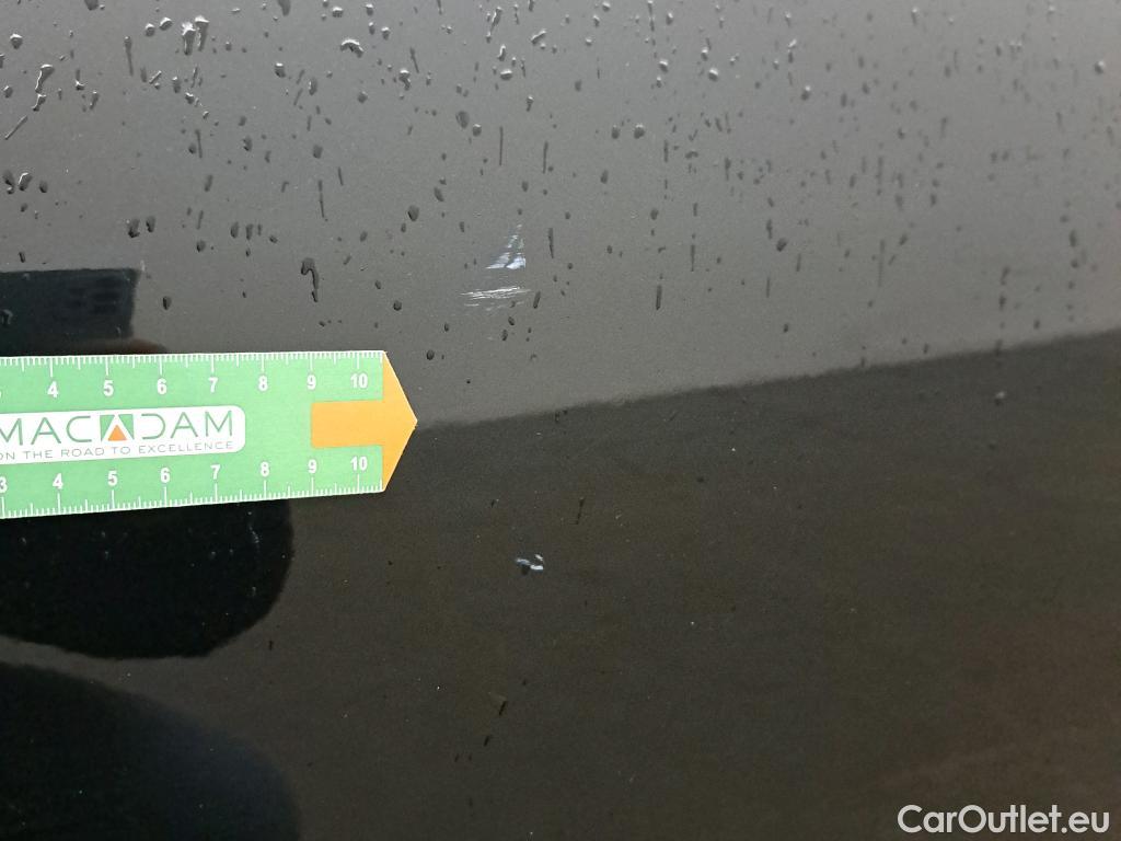  Ford  Focus FORD  / 2018 / 5P / berlina con portón 1.0 Ecoboost 92kW Trend+ Auto #21