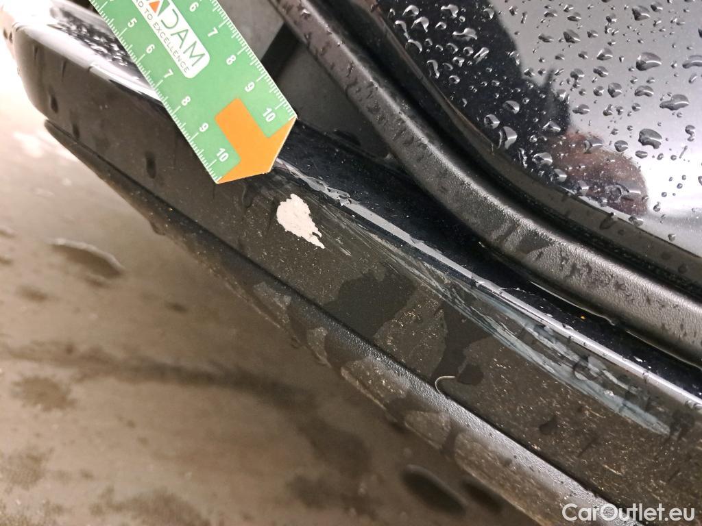  Ford  Focus FORD  / 2018 / 5P / berlina con portón 1.0 Ecoboost 92kW Trend+ Auto #13