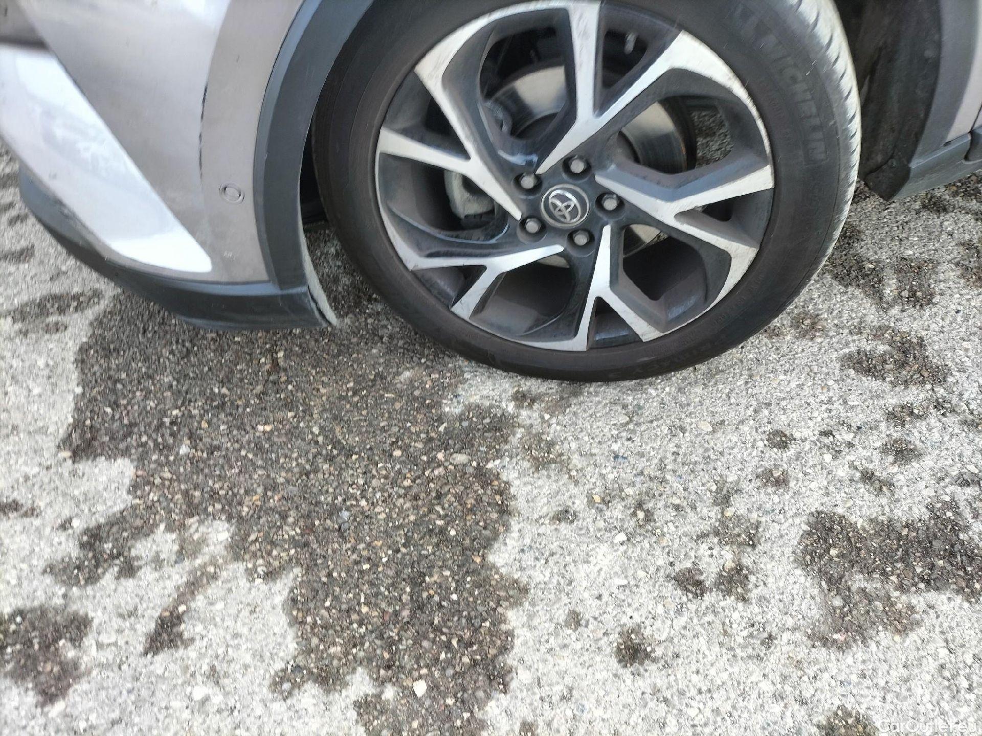  Toyota  C-HR TOYOTA  / 2016 / 5P / todoterreno 1.8 125H Advance (CX) #16