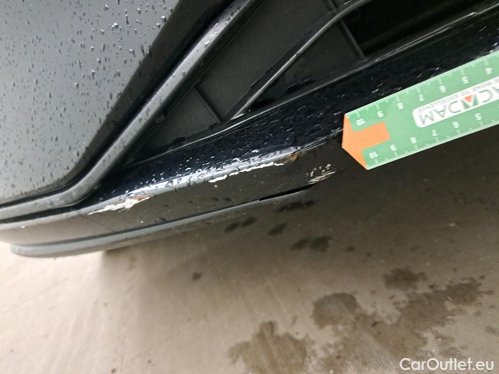  Ford  Focus FORD  / 2018 / 5P / berlina con portón 1.0 Ecoboost 92kW Trend+ Auto #14