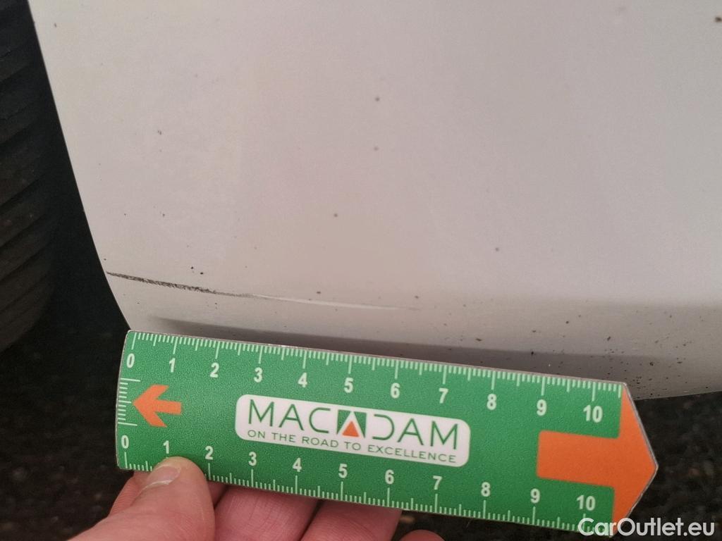  Tesla  Model 3 TESLA  / 2018 / 4P / Berline Autonomie Standard Plus RWD #52