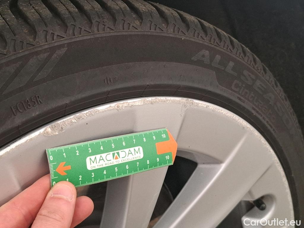  Tesla  Model 3 TESLA  / 2018 / 4P / Berline Autonomie Standard Plus RWD #30