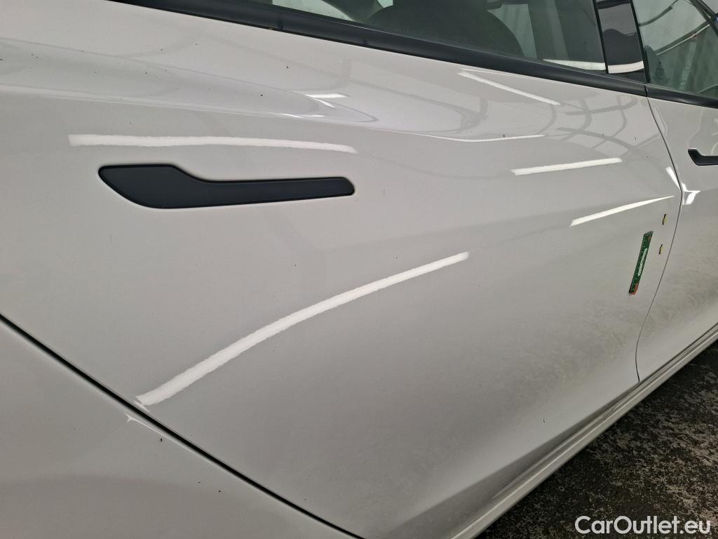  Tesla  Model 3 TESLA  / 2018 / 4P / Berline Autonomie Standard Plus RWD #46