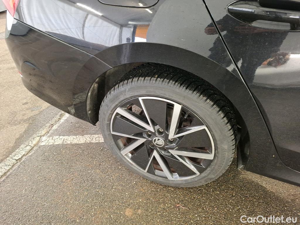  Skoda  Octavia SKODA  Combi / 2020 / 5P / Break 1.4 TSI PHEV iV 204 DSG6e Business #30