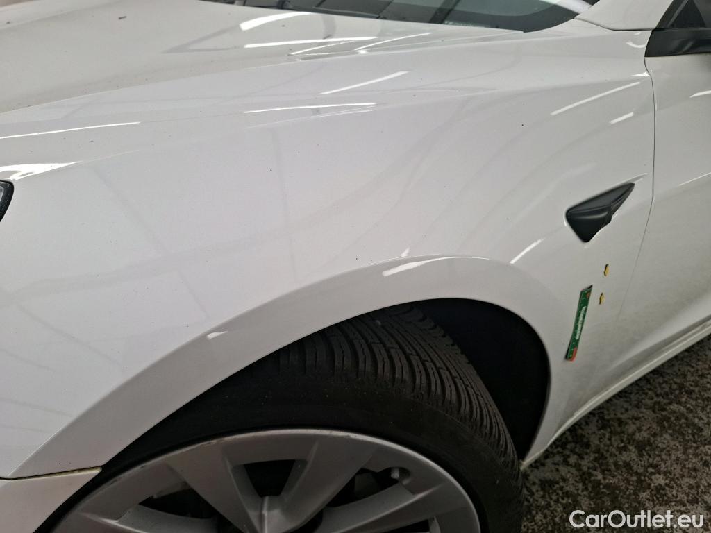  Tesla  Model 3 TESLA  / 2018 / 4P / Berline Autonomie Standard Plus RWD #41