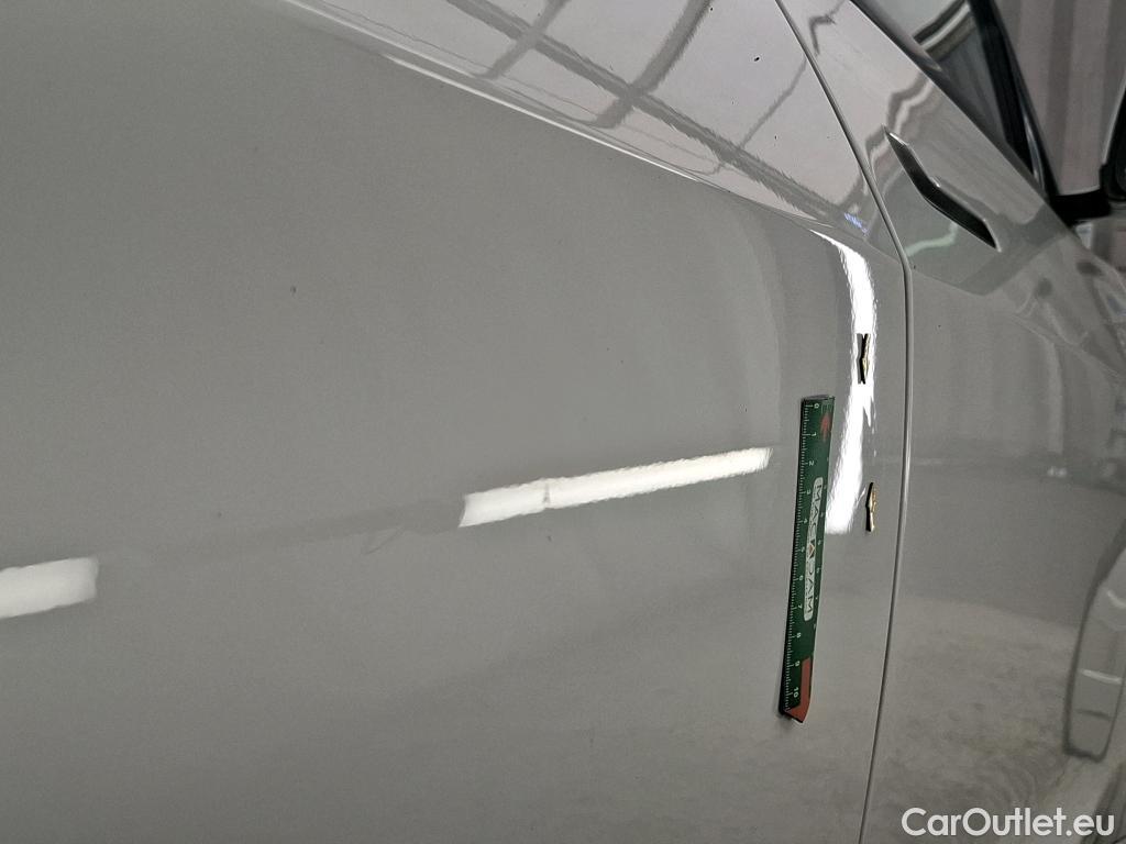  Tesla  Model 3 TESLA  / 2018 / 4P / Berline Autonomie Standard Plus RWD #47