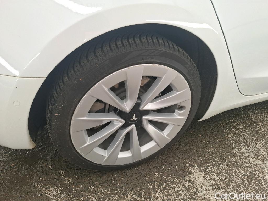  Tesla  Model 3 TESLA  / 2018 / 4P / Berline Autonomie Standard Plus RWD #28
