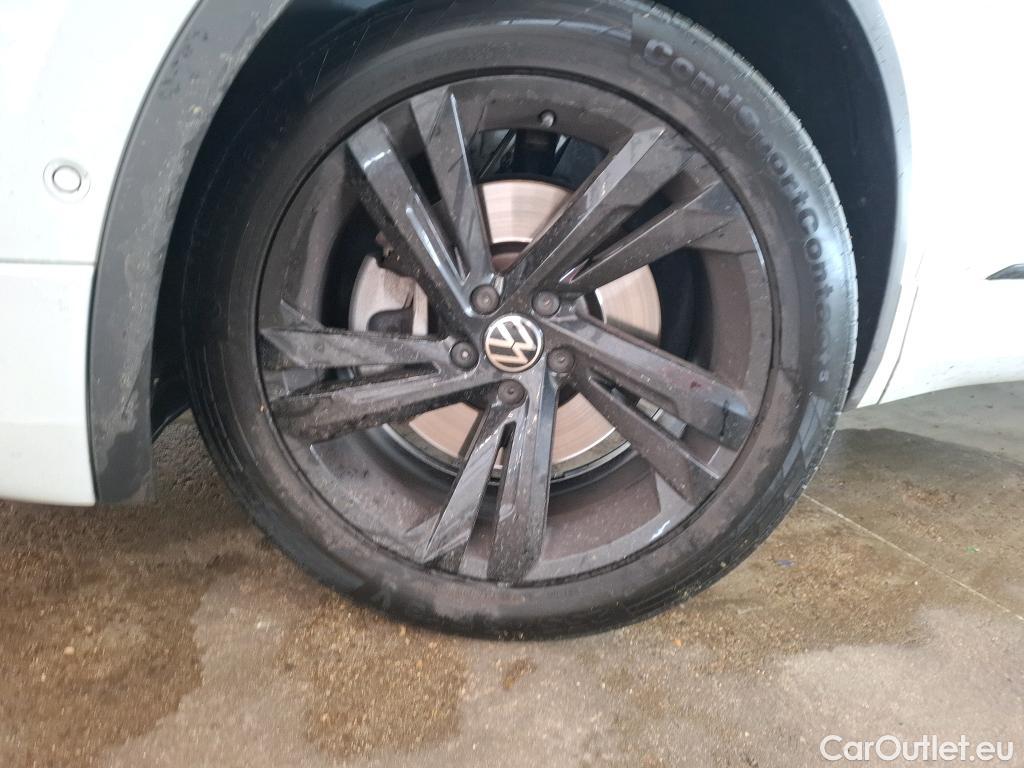  Volkswagen  Tiguan VOLKSWAGEN  / 2020 / 5P / SUV 1.4 eHybrid 245 DSG6 R-Line Exclusive #31