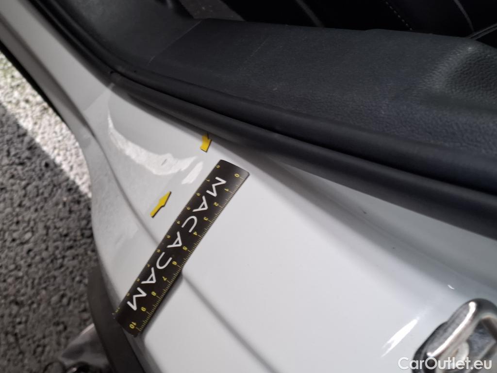  Volkswagen  Tiguan VOLKSWAGEN  / 2020 / 5P / SUV 1.4 eHybrid 245 DSG6 R-Line Exclusive #37