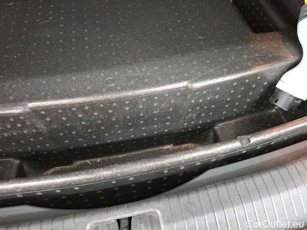  Volkswagen  Tiguan VOLKSWAGEN  / 2020 / 5P / SUV 1.4 eHybrid 245 DSG6 R-Line Exclusive #20