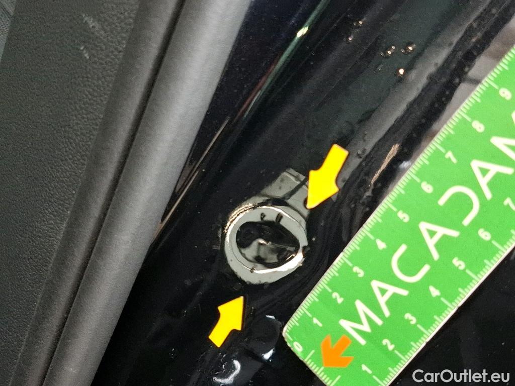  Volkswagen  Tiguan VOLKSWAGEN  / 2020 / 5P / SUV 1.4 eHybrid 245 DSG6 Life Business #4