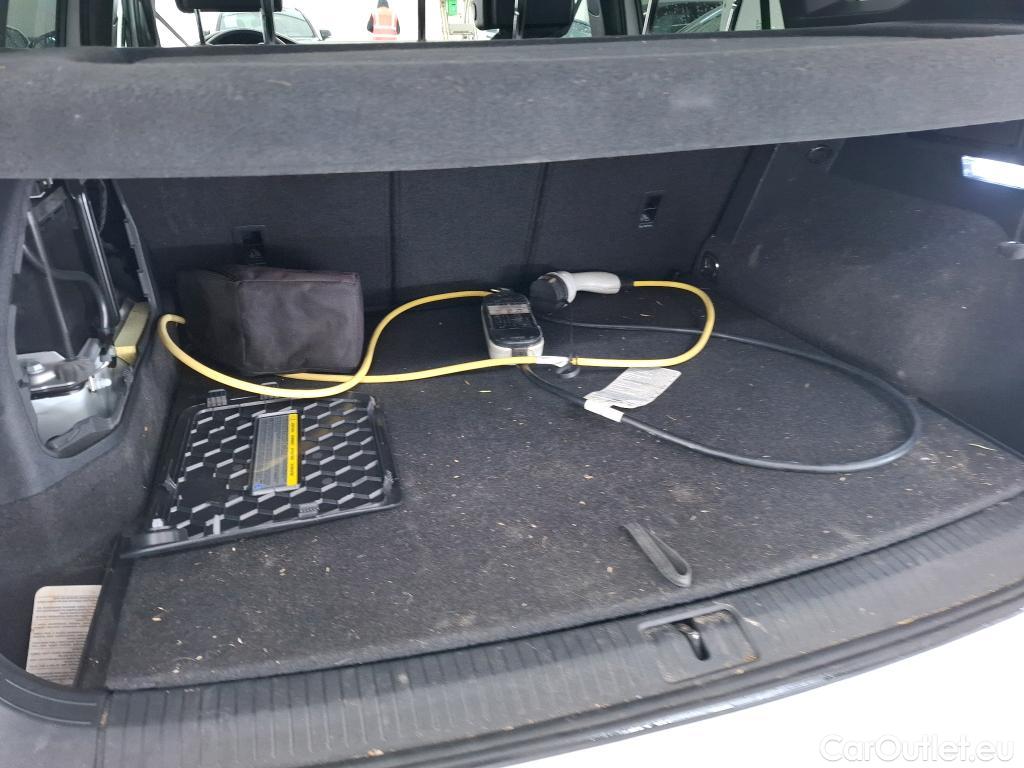  Volkswagen  Tiguan VOLKSWAGEN  / 2020 / 5P / SUV 1.4 eHybrid 245 DSG6 R-Line Exclusive #54