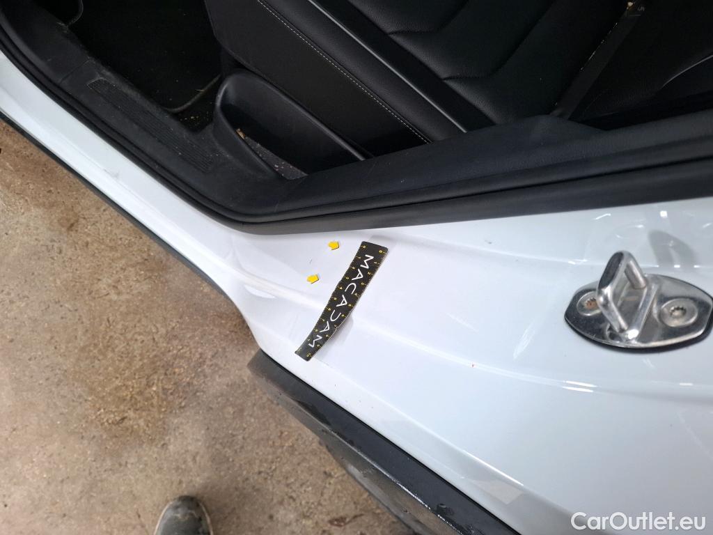  Volkswagen  Tiguan VOLKSWAGEN  / 2020 / 5P / SUV 1.4 eHybrid 245 DSG6 R-Line Exclusive #32