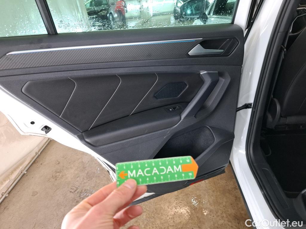  Volkswagen  Tiguan VOLKSWAGEN  / 2020 / 5P / SUV 1.4 eHybrid 245 DSG6 R-Line Exclusive #3