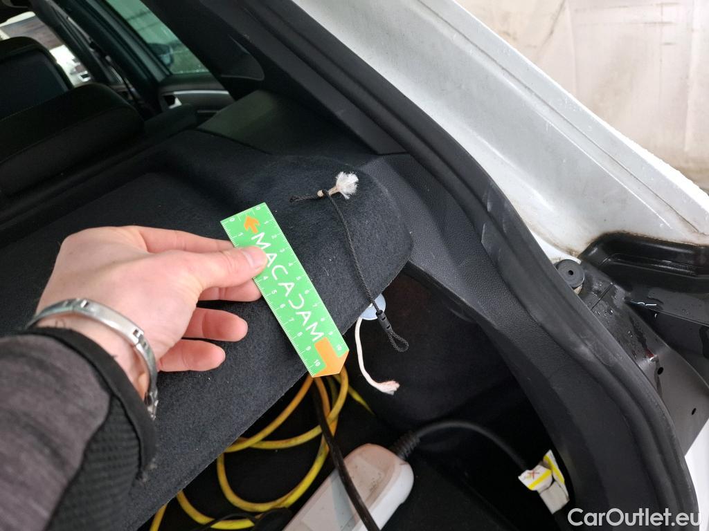  Volkswagen  Tiguan VOLKSWAGEN  / 2020 / 5P / SUV 1.4 eHybrid 245 DSG6 R-Line Exclusive #21