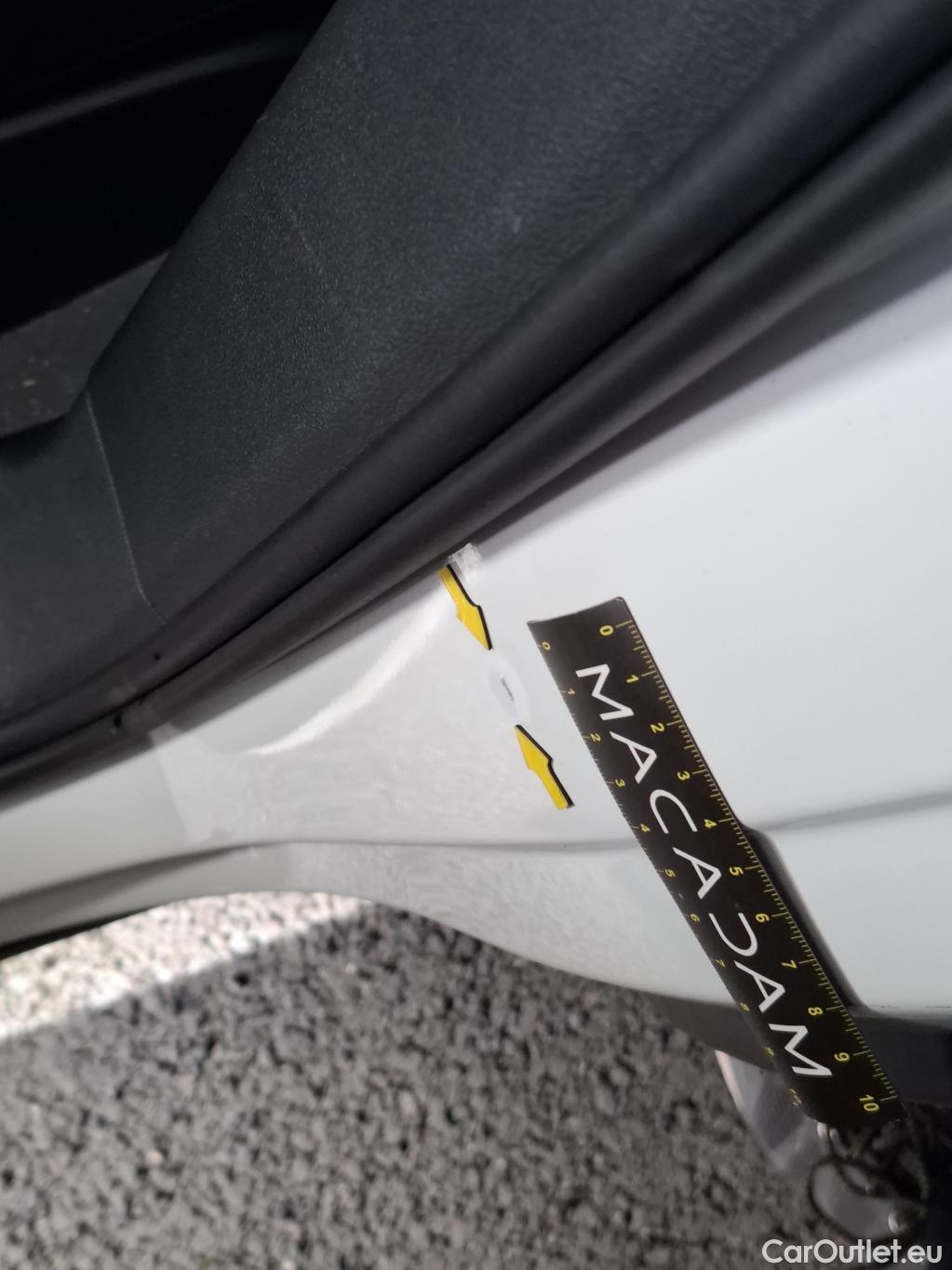  Volkswagen  Tiguan VOLKSWAGEN  / 2020 / 5P / SUV 1.4 eHybrid 245 DSG6 R-Line Exclusive #35