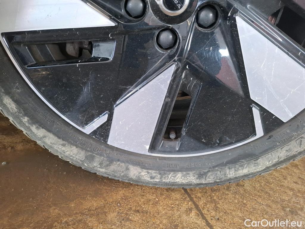  Volvo  XC 40 XC40 Ultimate Recharge Pure Electric 2WD 82kWh BVA #16