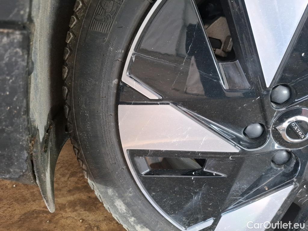  Volvo  XC 40 XC40 Ultimate Recharge Pure Electric 2WD 82kWh BVA #17