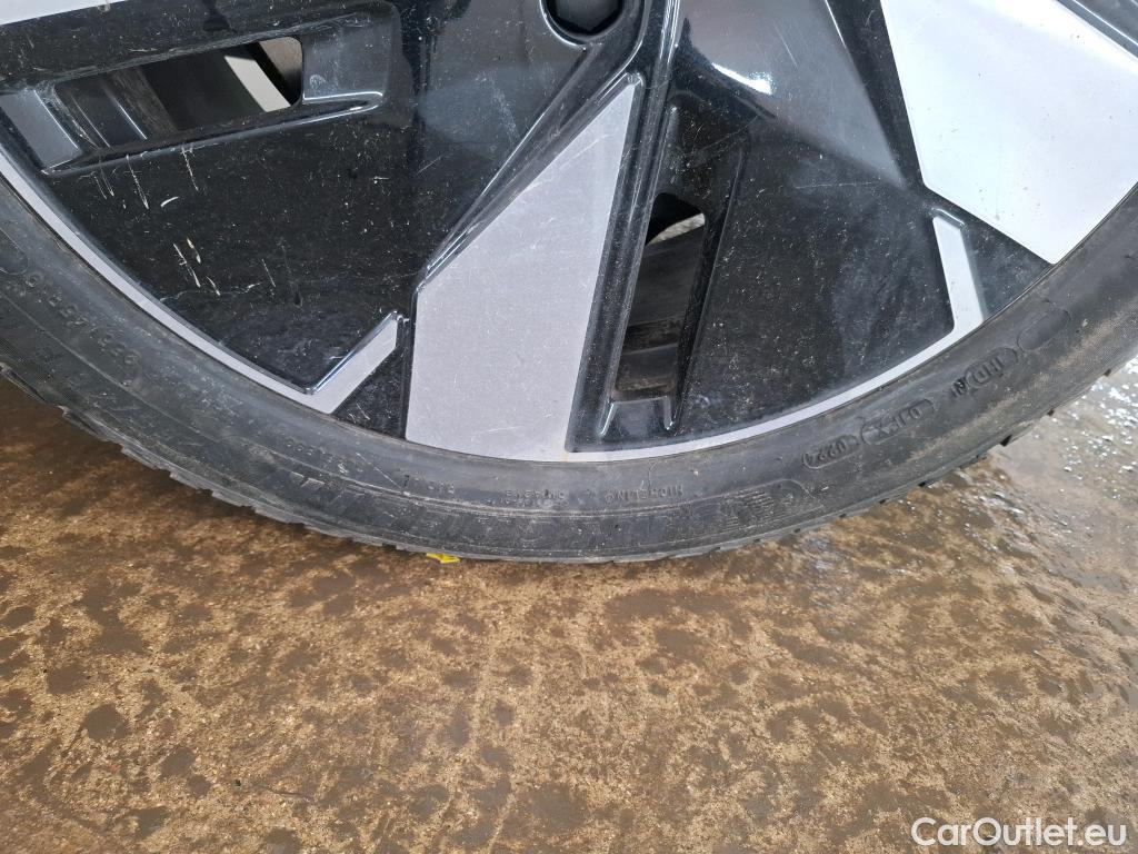  Volvo  XC 40 XC40 Ultimate Recharge Pure Electric 2WD 82kWh BVA #38