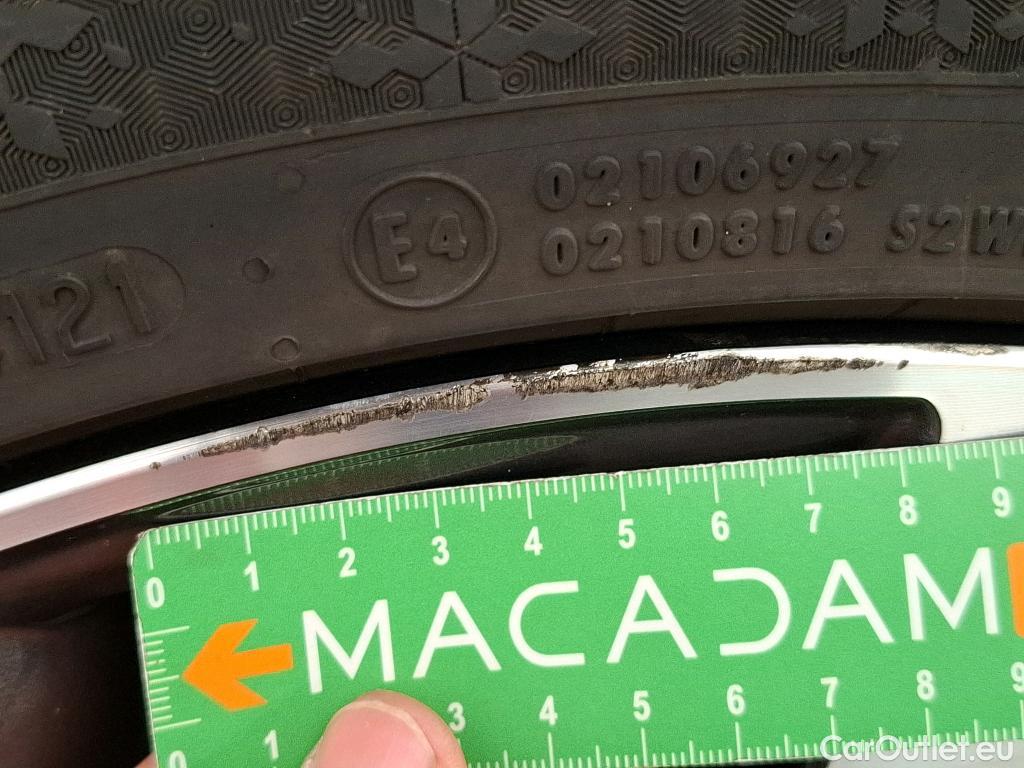  Audi  A4 AUDI  Avant / 2019 / 5P / Break 35 TFSI 150 S tronic Avus #24