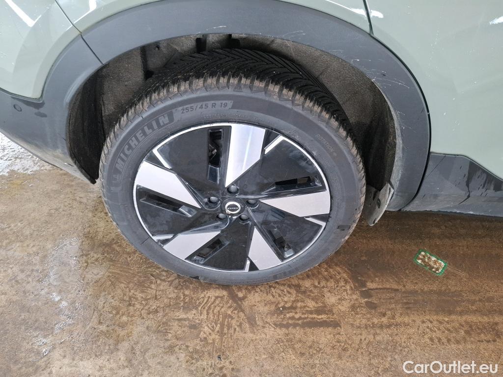  Volvo  XC 40 XC40 Ultimate Recharge Pure Electric 2WD 82kWh BVA #19