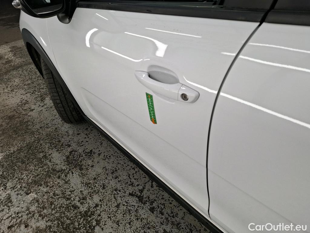  Citroen  C3  Feel Business 1.2 PureTech 80CV BVM5 E6d #3