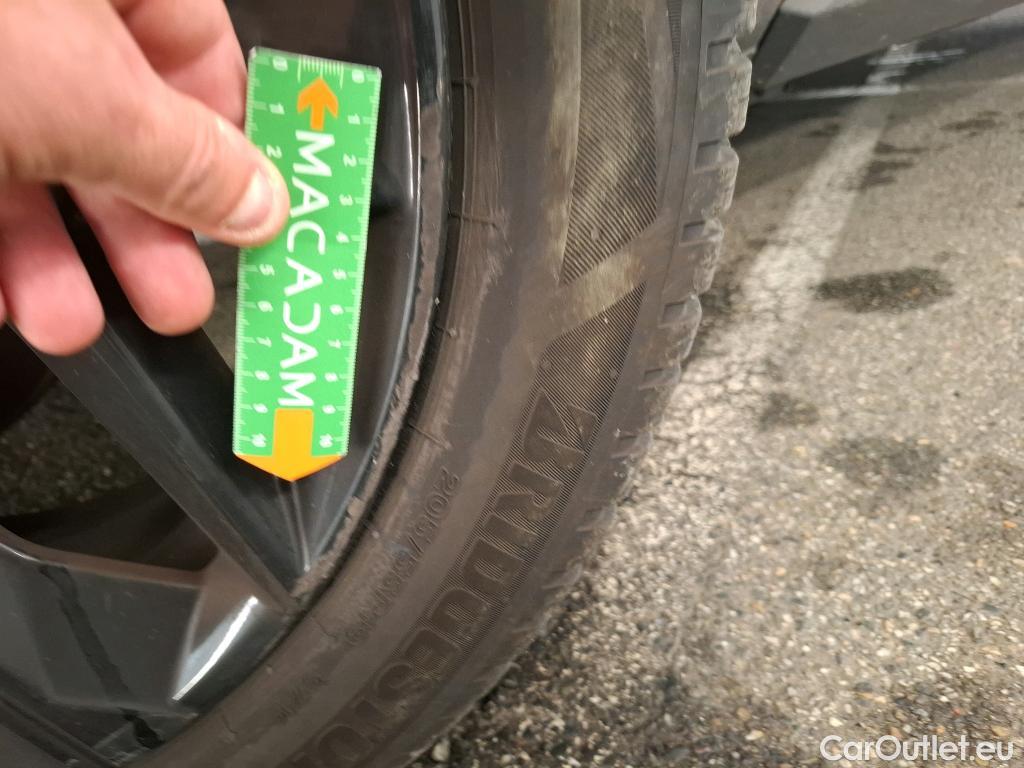  DS  DS4 4 Performance Line+ 1.5 BlueHDi 130CV BVA8 E6d #60