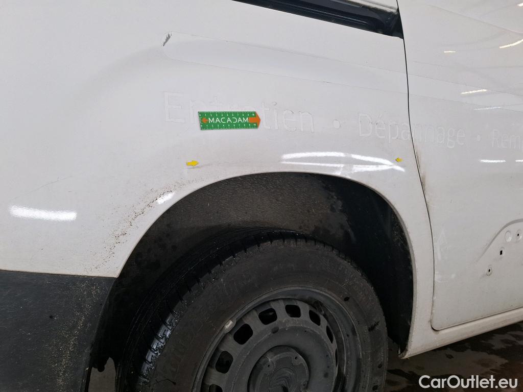  Citroen  Berlingo  Fourgon Club M 650 1.5 BlueHDi 75CV BVM5 E6dT #15