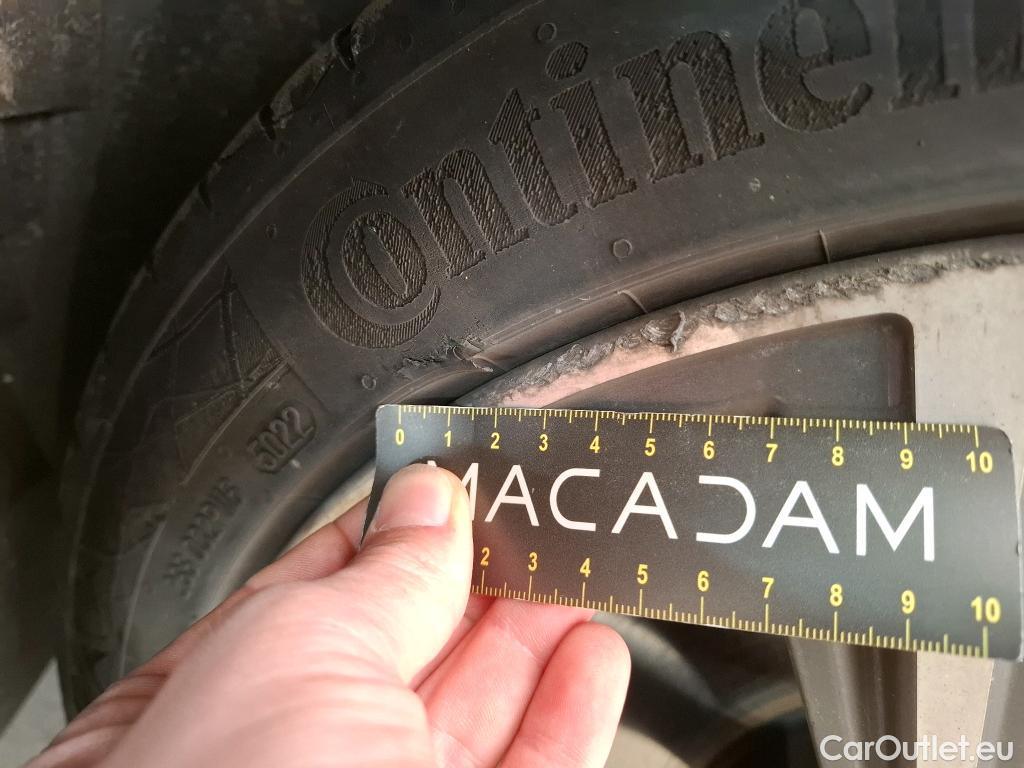  Bmw  Serie 1 BMW Série 1 / 2019 / 5P / Berline 116i Business Design #6