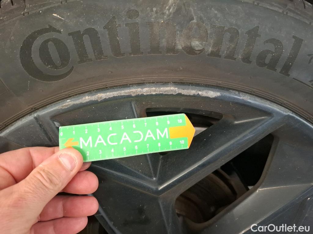  DS  DS4 4 Performance Line+ 1.5 BlueHDi 130CV BVA8 E6d #47