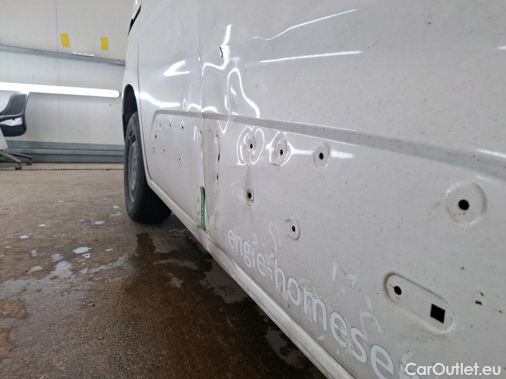  Citroen  Berlingo  Fourgon Club M 650 1.5 BlueHDi 75CV BVM5 E6dT #2