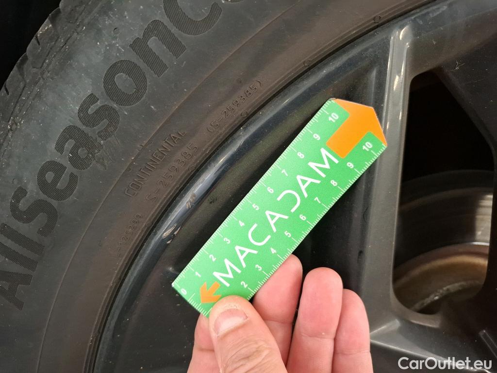  DS  DS4 4 Performance Line+ 1.5 BlueHDi 130CV BVA8 E6d #52