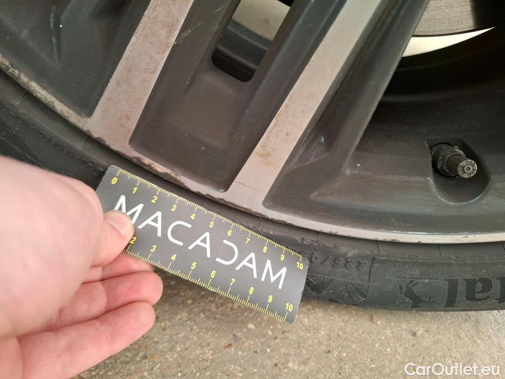  Bmw  Serie 1 BMW Série 1 / 2019 / 5P / Berline 116i Business Design #15