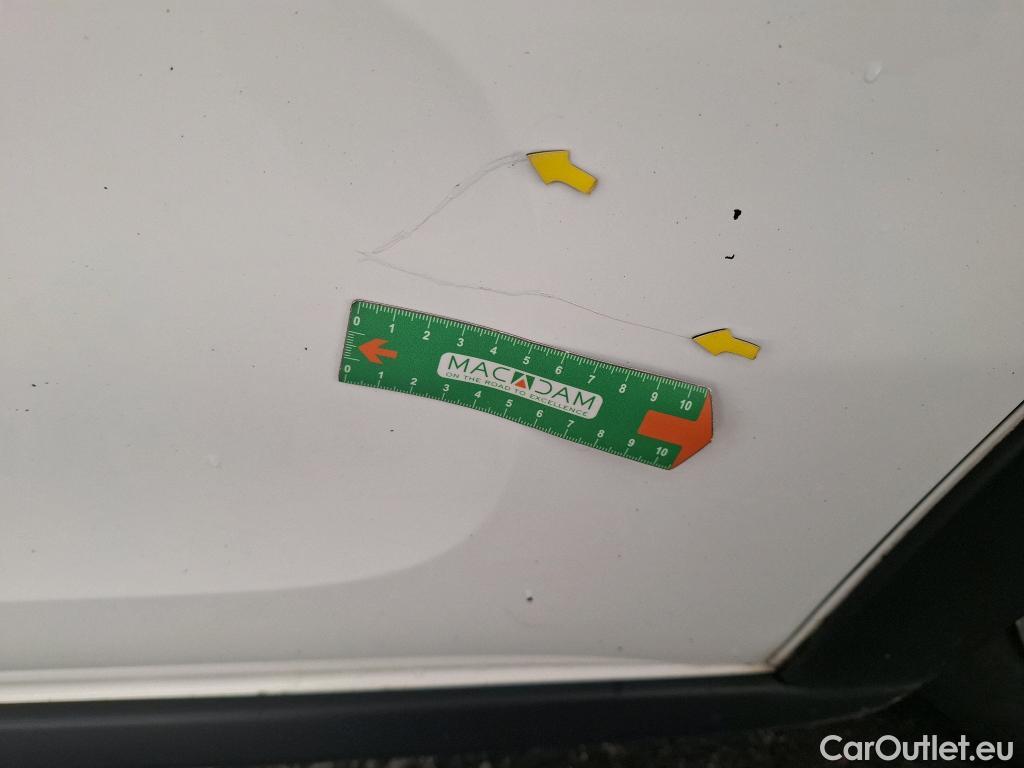  Citroen  C3  Société Feel 1.5 BlueHDI 100CV BVM5 E6dT #2