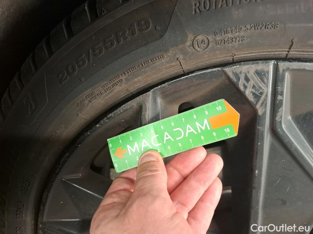  DS  DS4 4 Performance Line+ 1.5 BlueHDi 130CV BVA8 E6d #68