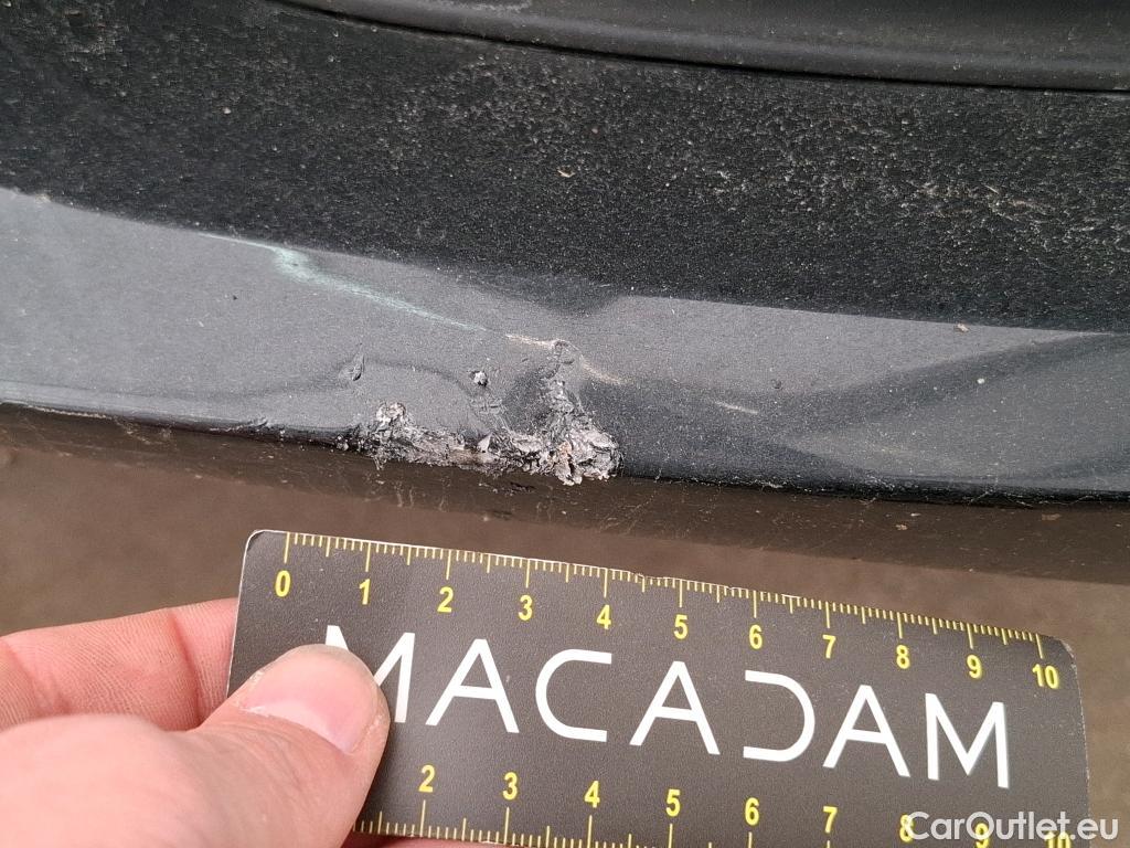  Bmw  Serie 1 BMW Série 1 / 2019 / 5P / Berline 116i Business Design #2