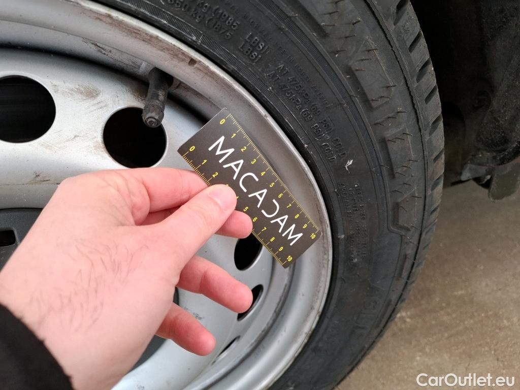  Mercedes  Vito MERCEDES-BENZ  Compact / 2020 / 4P / Fourgon tôlé 114 CDI Compact First #6