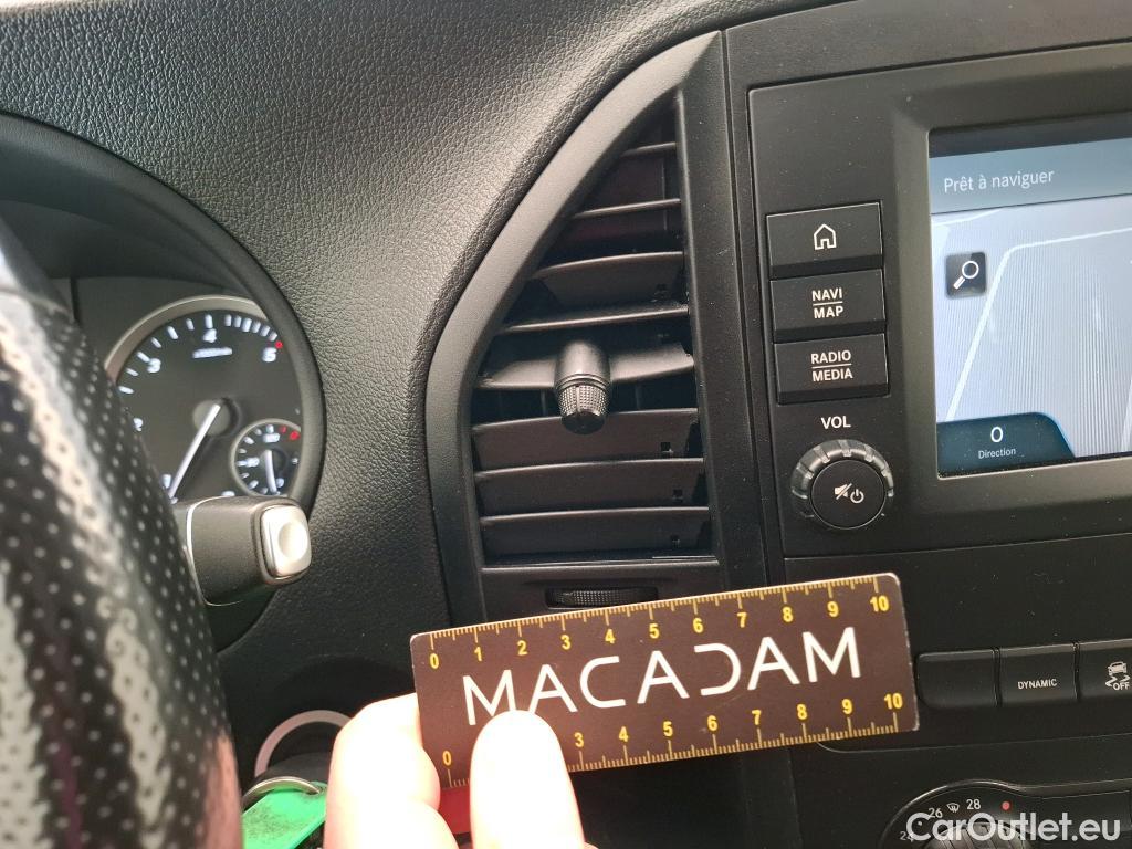  Mercedes  Vito MERCEDES-BENZ  Compact / 2020 / 4P / Fourgon tôlé 114 CDI Compact First #9