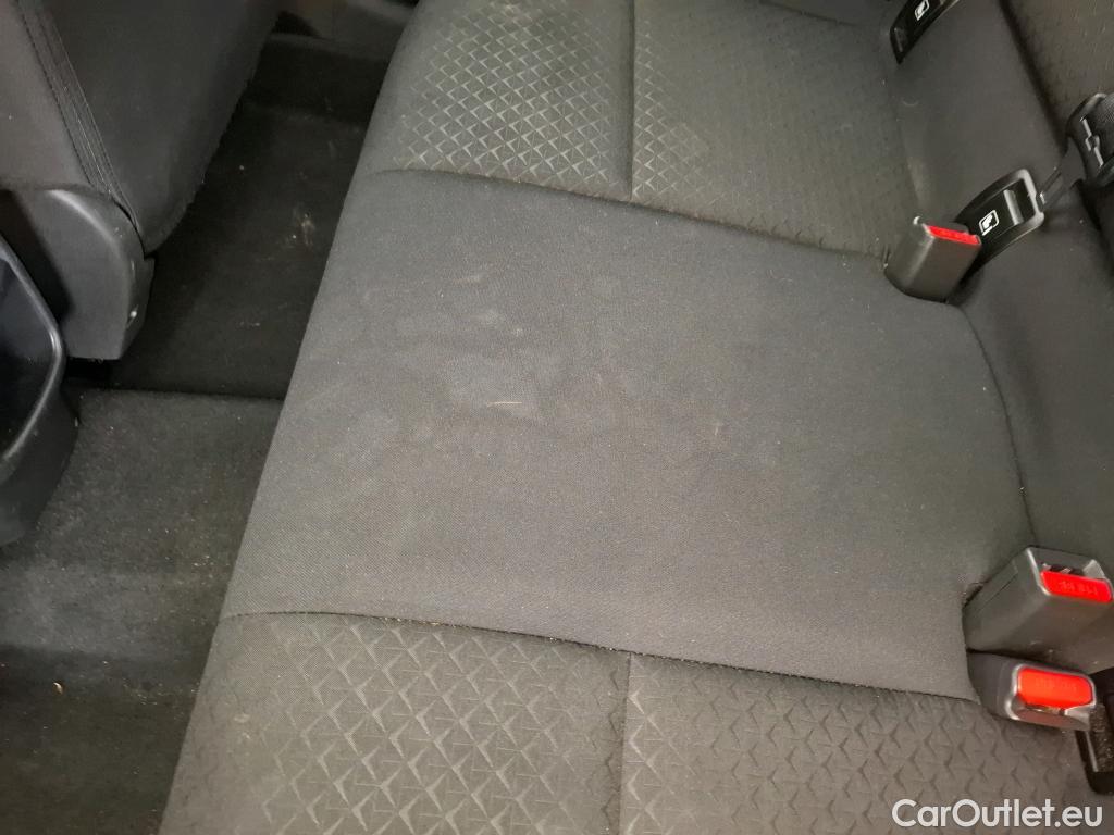  Nissan  Juke NISSAN  / 2019 / 5P / Crossover DIG-T 114 BVM6 Acenta #64