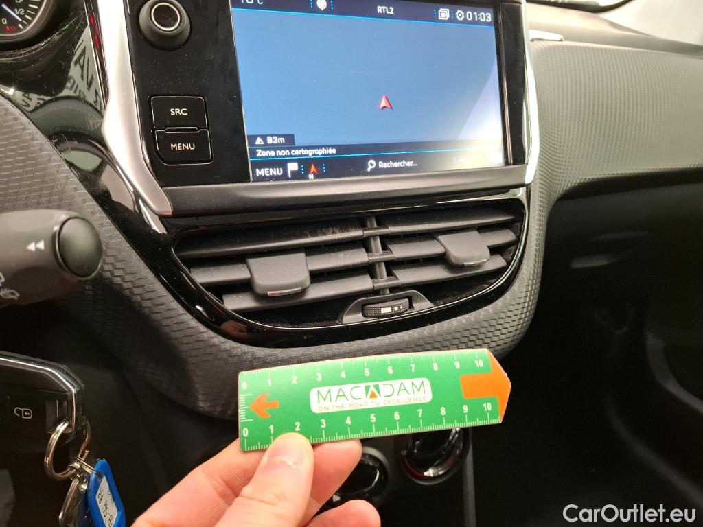  Peugeot  2008 PEUGEOT  5p Crossover Puretech 82 6c ACTIVE BUSINESS #25