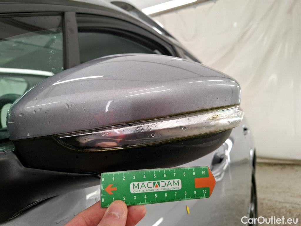  Peugeot  2008 PEUGEOT  5p Crossover Puretech 82 6c ACTIVE BUSINESS #19