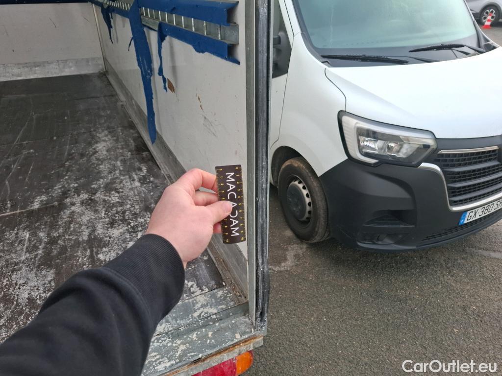  Fiat  Ducato FIAT  SC  2014  2P  Châssis cabine 35 L 23 Multijet 130 Pack Pro Nav #35