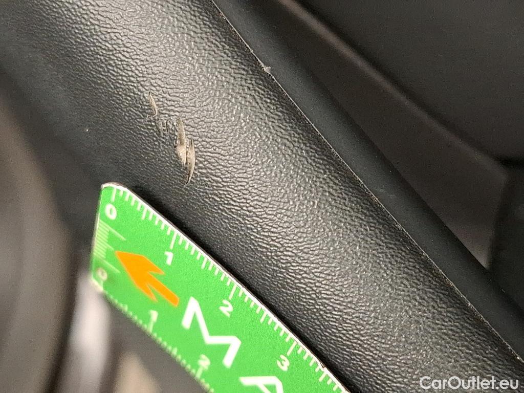  Peugeot  508 PEUGEOT  SW / 2018 / 5P / Break BlueHDi 130 S&S EAT8 Allure Pack #2