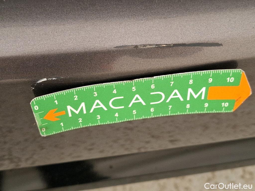  Peugeot  508 PEUGEOT  SW / 2018 / 5P / Break BlueHDi 130 S&S EAT8 Allure Pack #16