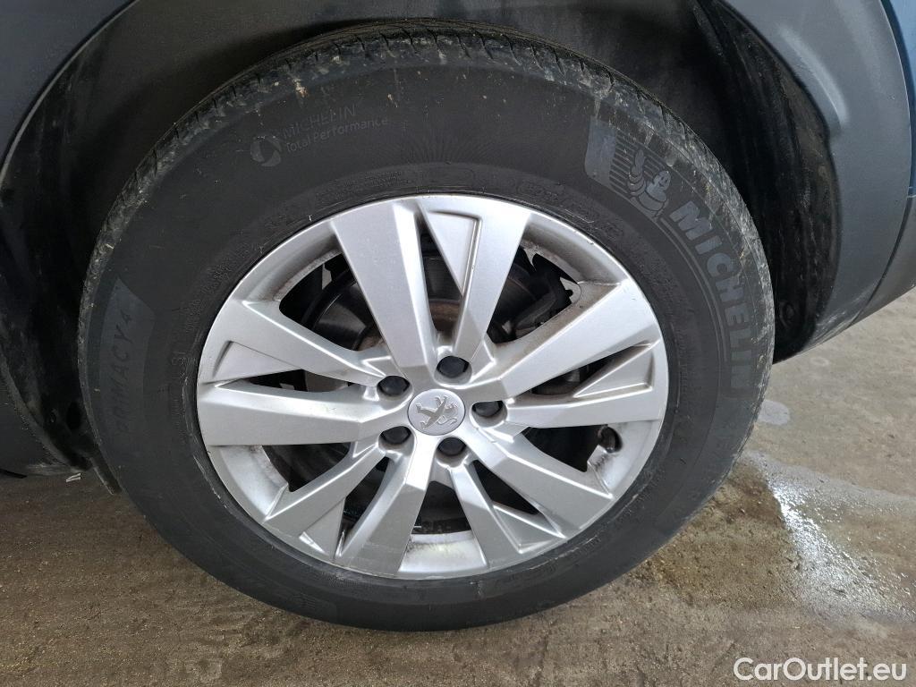  Peugeot  3008  Active Pack 1.2 PureTech 130CV BVA8 E6d #10